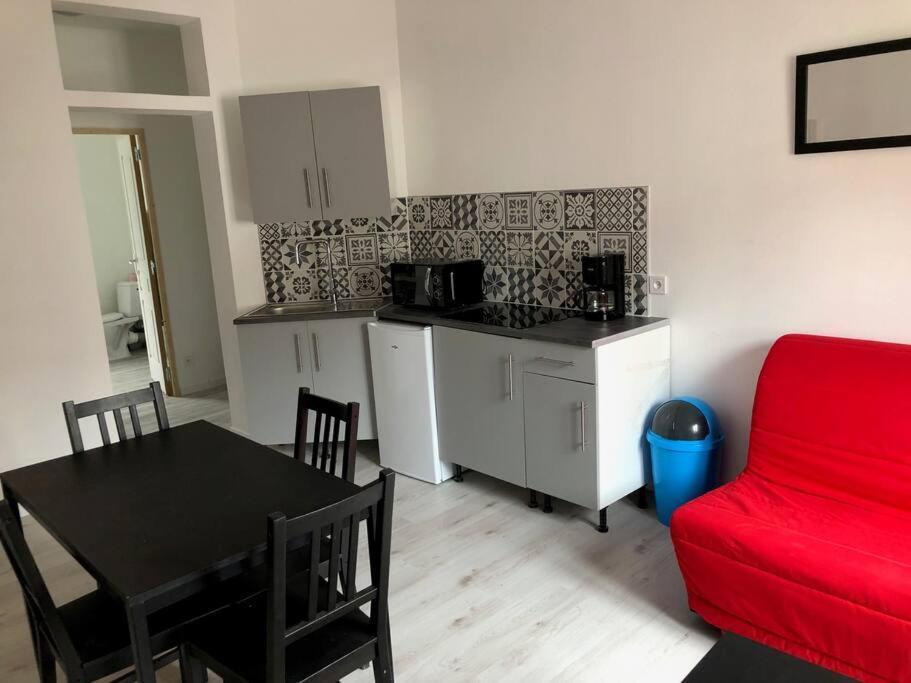 Studio Meuble A 700 M De La Plage Apartment